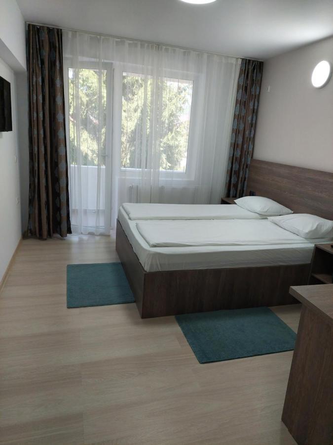 Hotel Breaza 외부 사진